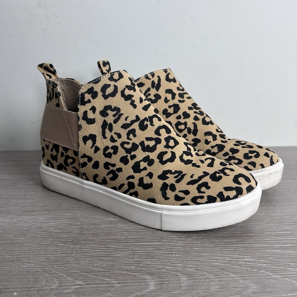 Soda Women's Size 8 Leopard High Top Hidden Platform Sneakers